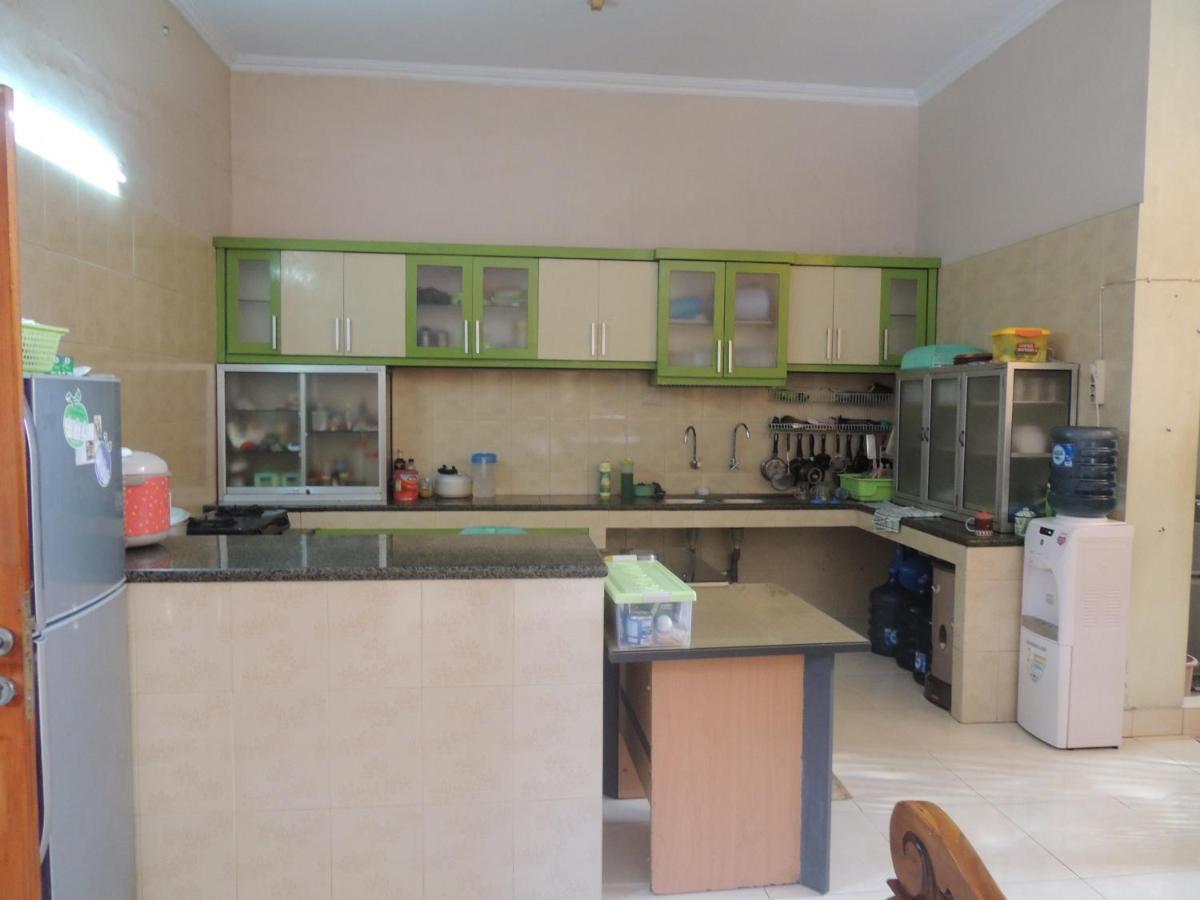 Shabrina Homestay Syariah Kalasan Экстерьер фото